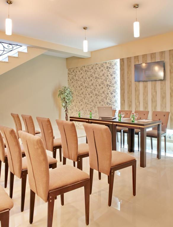 Garni Hotel Tema Nova Čačak Zewnętrze zdjęcie