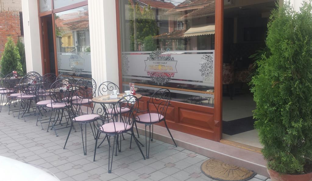 Garni Hotel Tema Nova Čačak Zewnętrze zdjęcie
